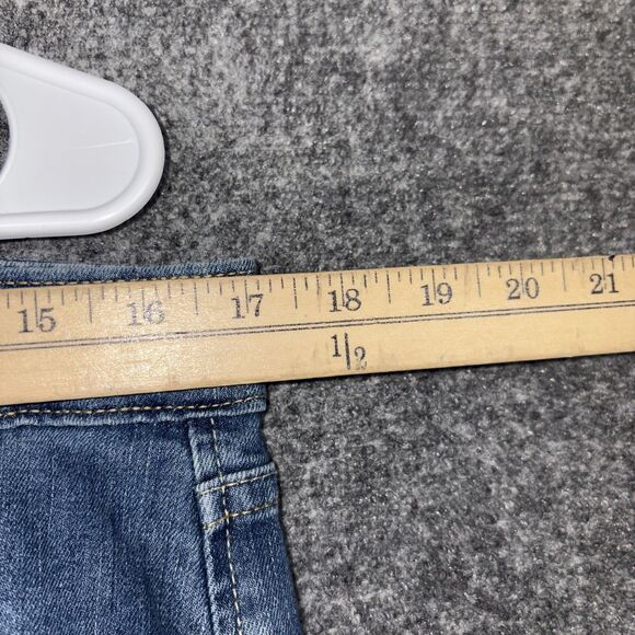 Levi's Totaling Shaping Jeans Womens Size 34 Blue Bootcut Stretch - Picture 4 of 9